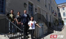 天津网红吃瓜事件视频,揭秘网络舆论的风暴中心